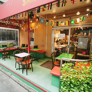 Sakura Jimbocho Hostal
